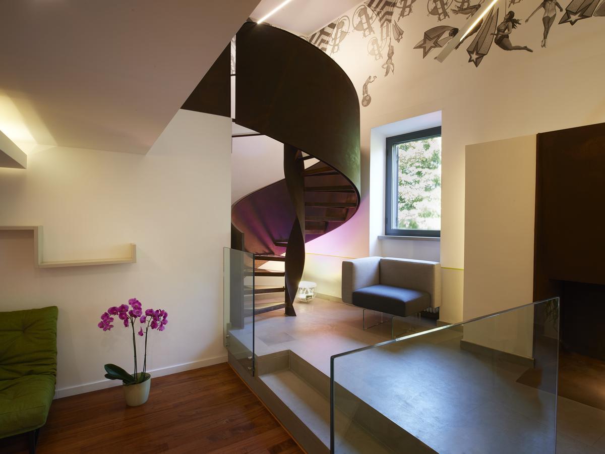 The Pinball Luxury Suites 维泰博 外观 照片